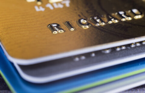 how to avoid debt while managing multiple credit cards