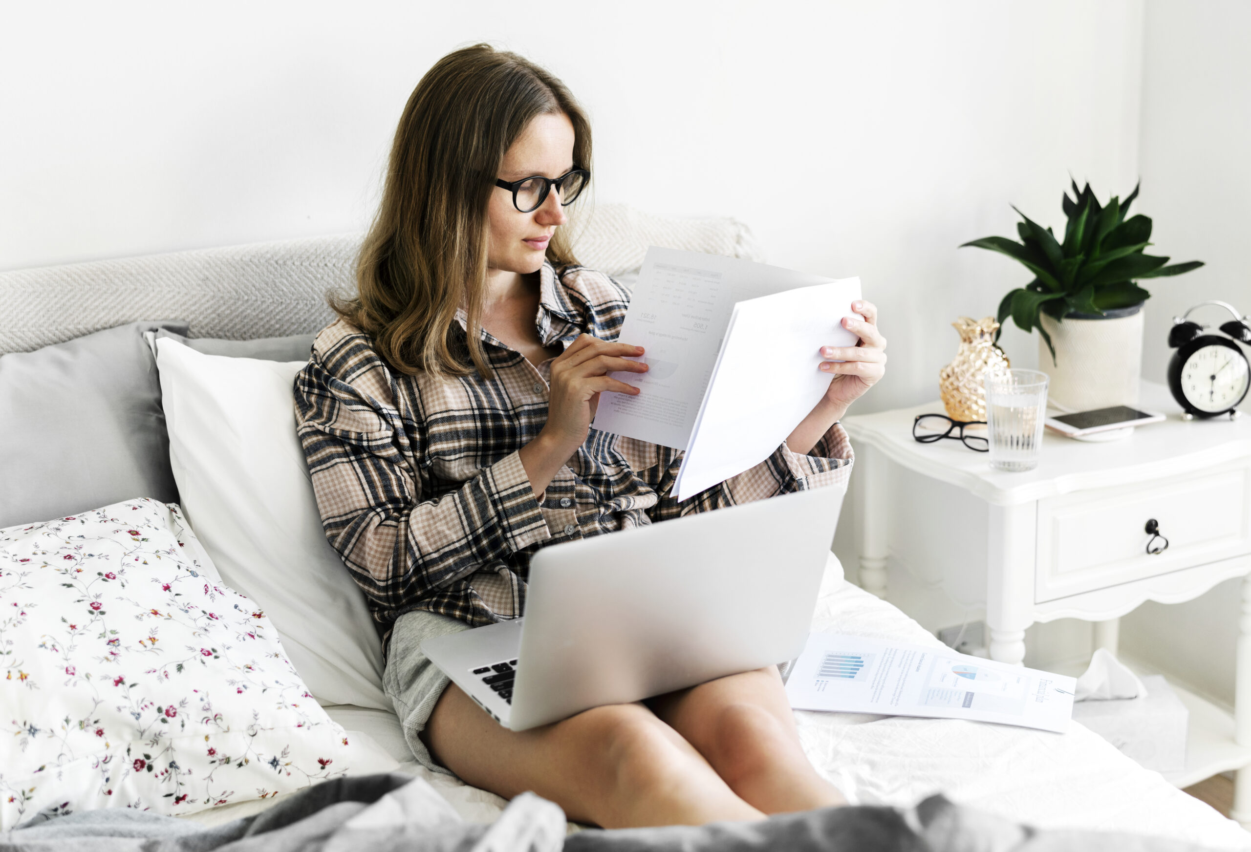 girl working on computer laptop